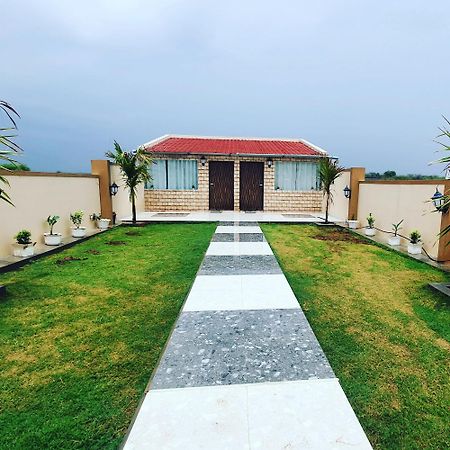 Krishna Farm & Forest Villa Bhuj Cameră foto