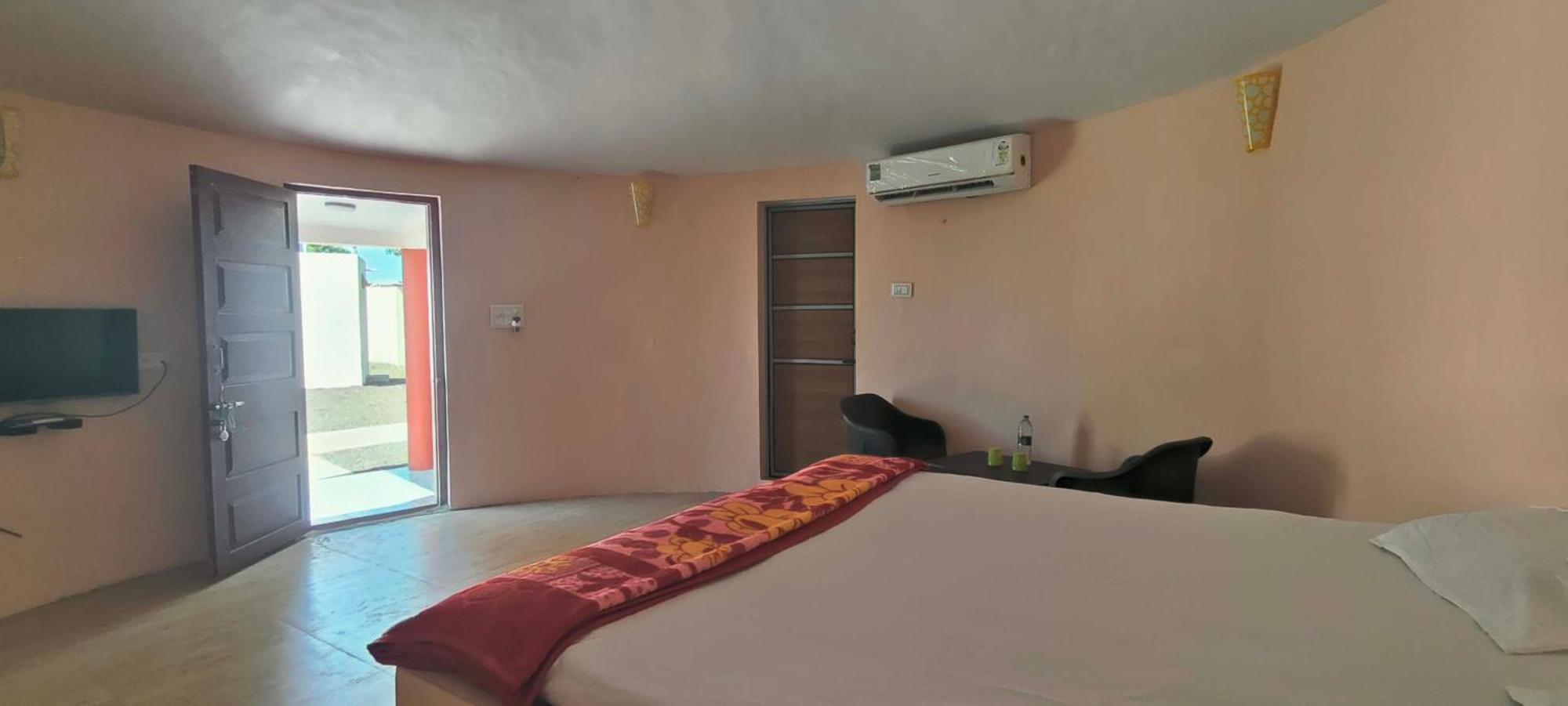 Krishna Farm & Forest Villa Bhuj Cameră foto