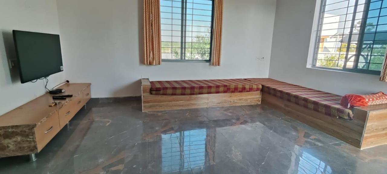 Krishna Farm & Forest Villa Bhuj Exterior foto